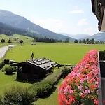 Franglhof By Managers 招待所 3*